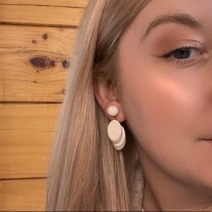 Vintage Trifari White Dangle Clip On Earring Ball Plastic Metal